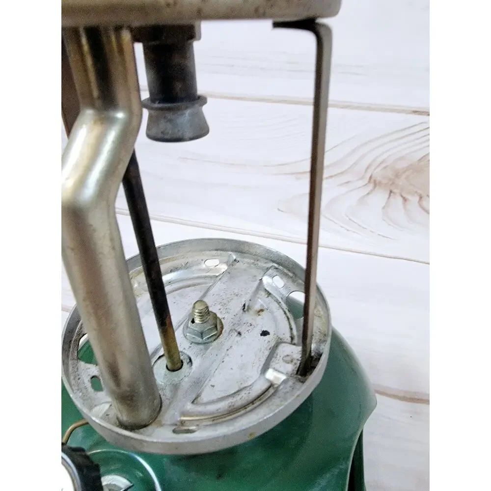 Vintage Coleman 5120 LP Gas Lantern Green 1968 No Globe